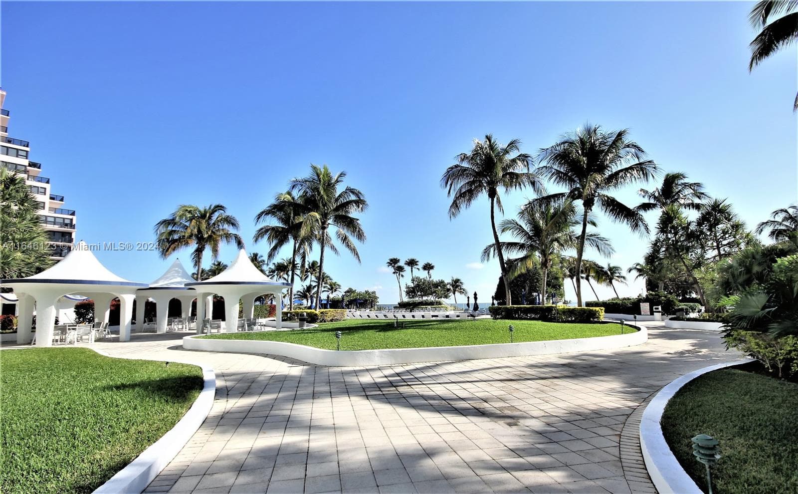 5151 Collins Ave 629 photo 25