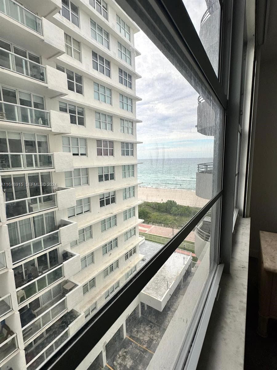 5555 Collins Ave 10B photo 12