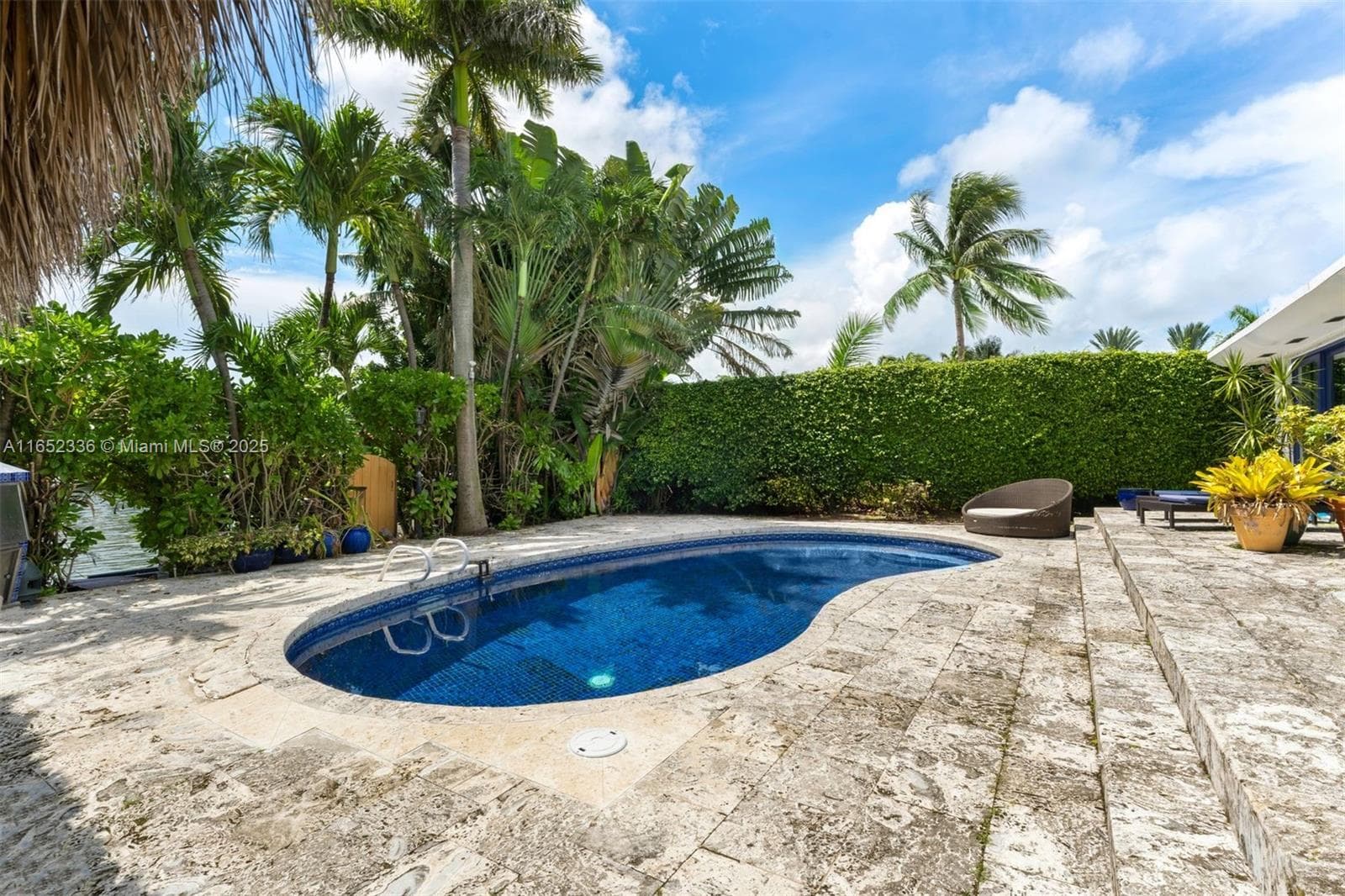 7975 Biscayne Point Cir photo 16