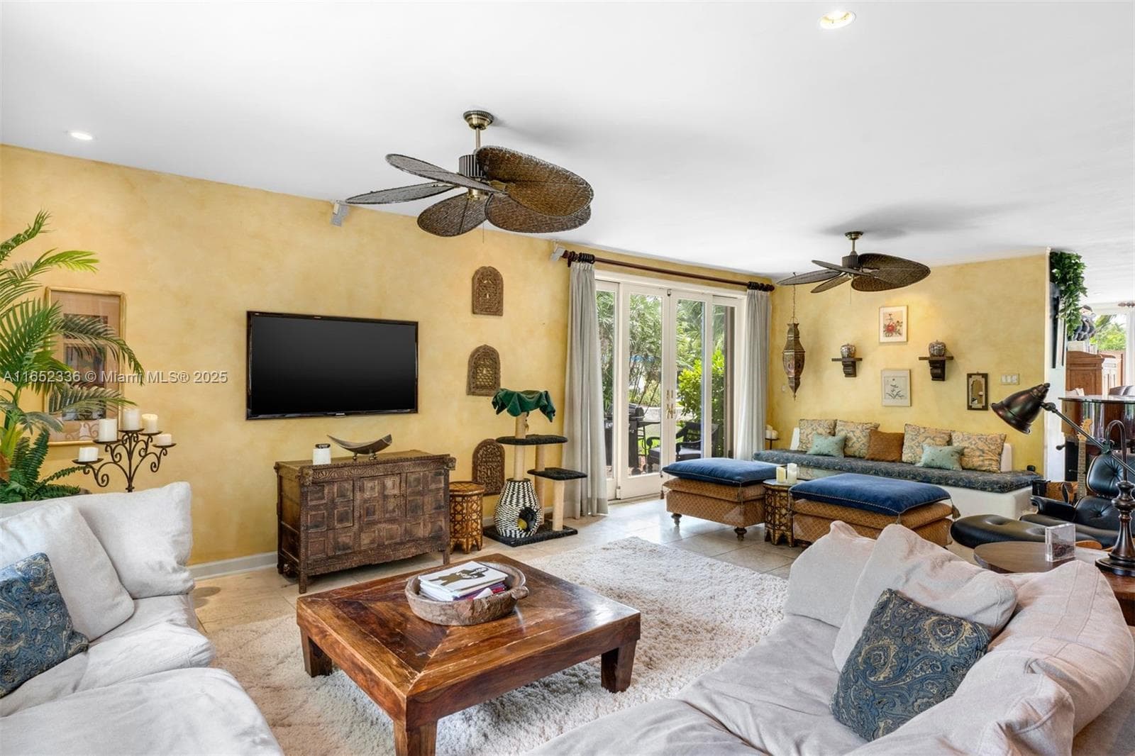 7975 Biscayne Point Cir photo 22