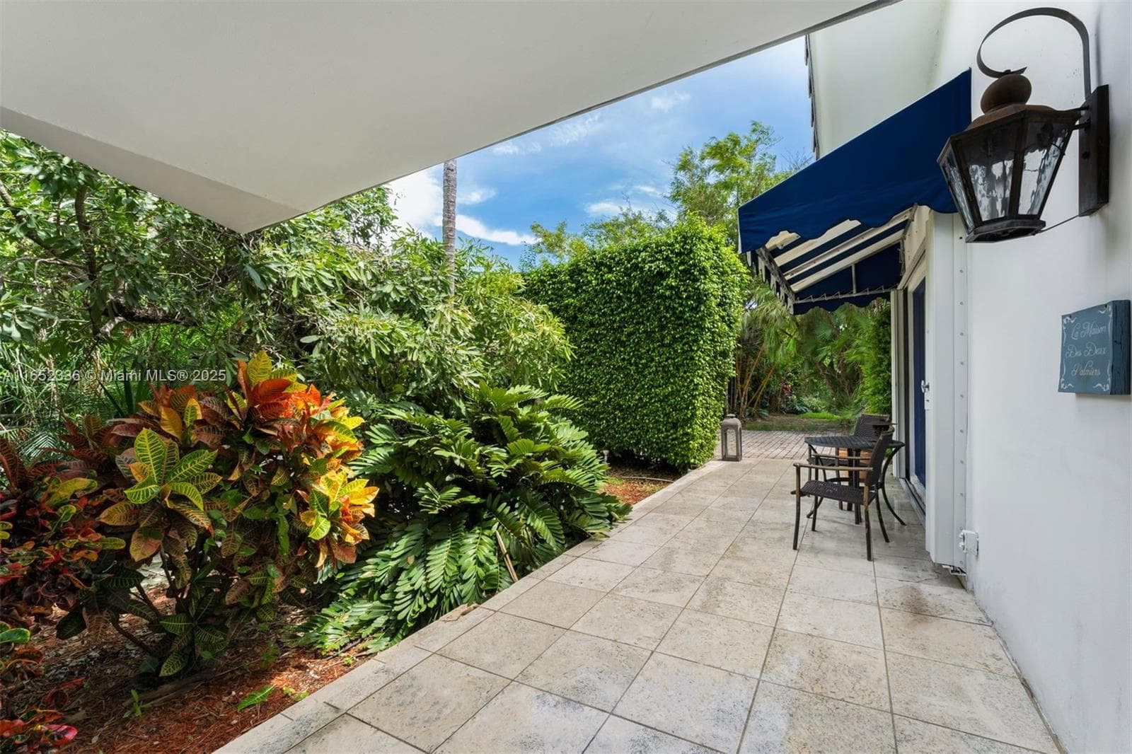 7975 Biscayne Point Cir photo 11