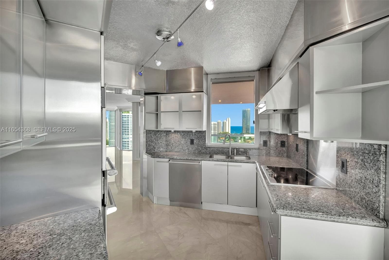3370 Hidden Bay Dr 2708 photo 23