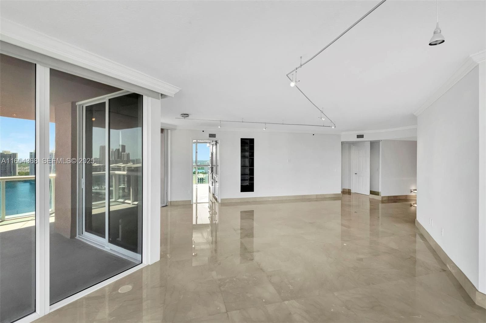 3370 Hidden Bay Dr 2708 photo 13