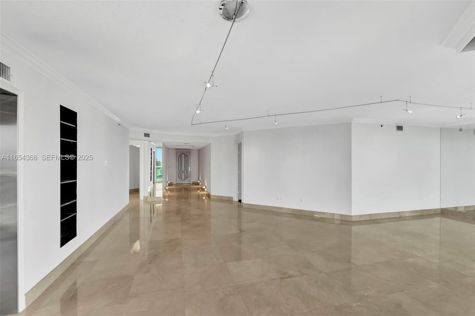 3370 Hidden Bay Dr 2708 photo 14