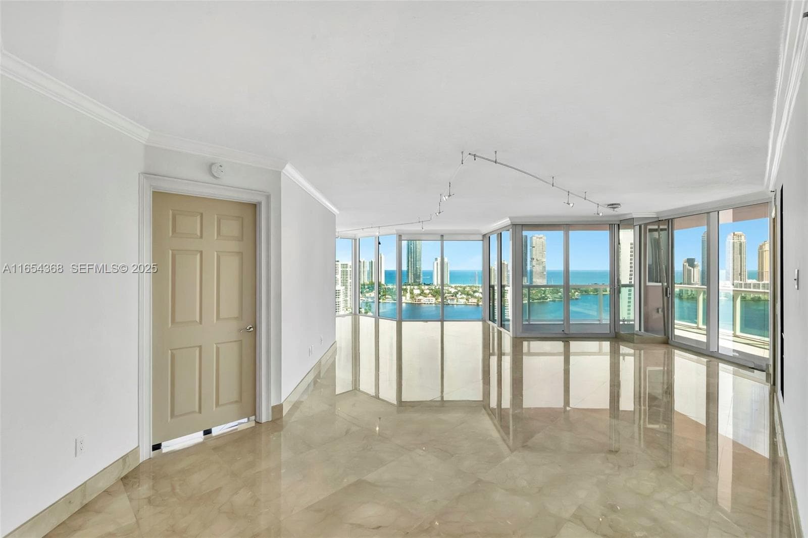 3370 Hidden Bay Dr 2708 photo 19