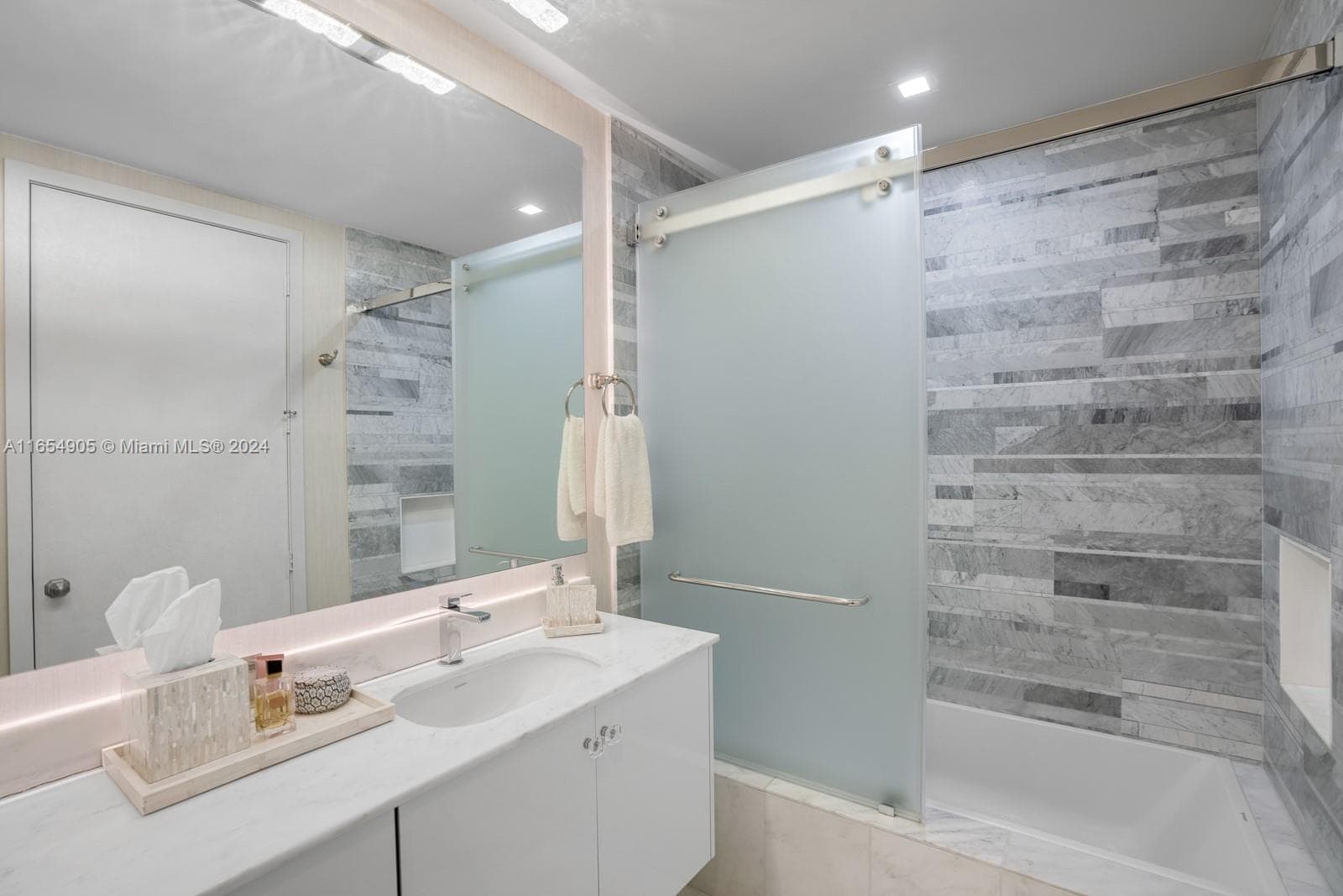 10203 Collins Ave 801 photo 7