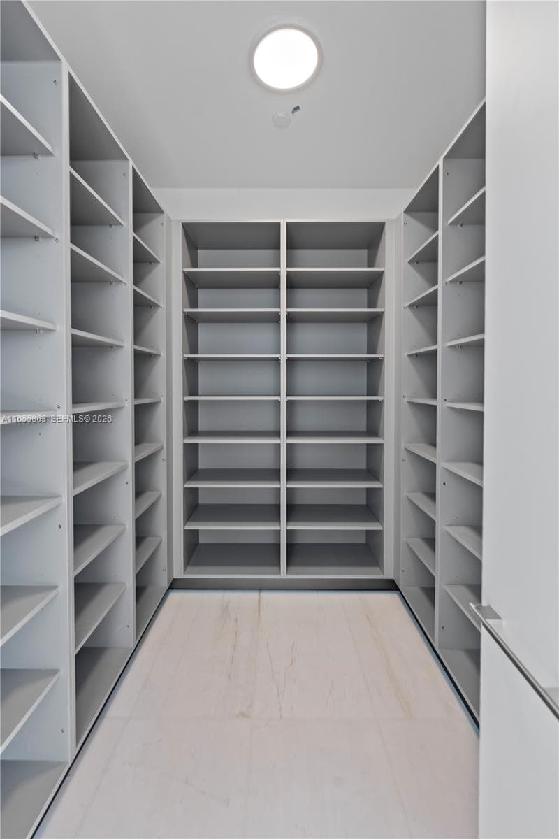 300 Biscayne Blvd Way 3201 photo 8