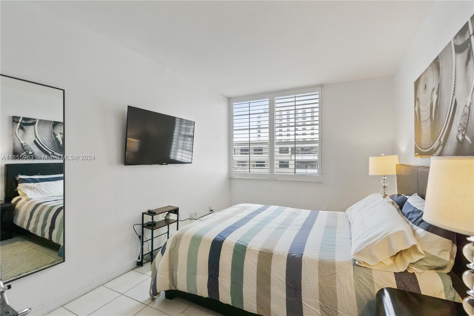100 Lincoln Rd 924 photo 11