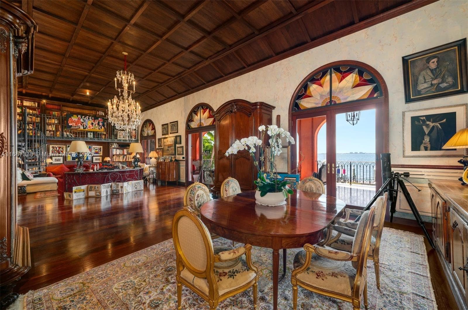230 Harbor Drive photo 17