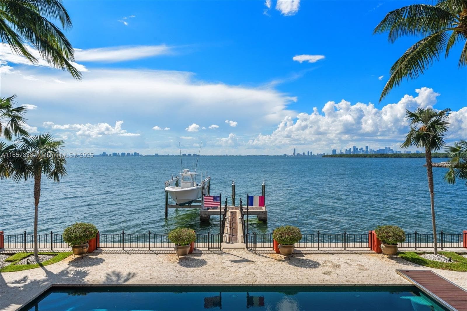 230 Harbor Drive photo 19