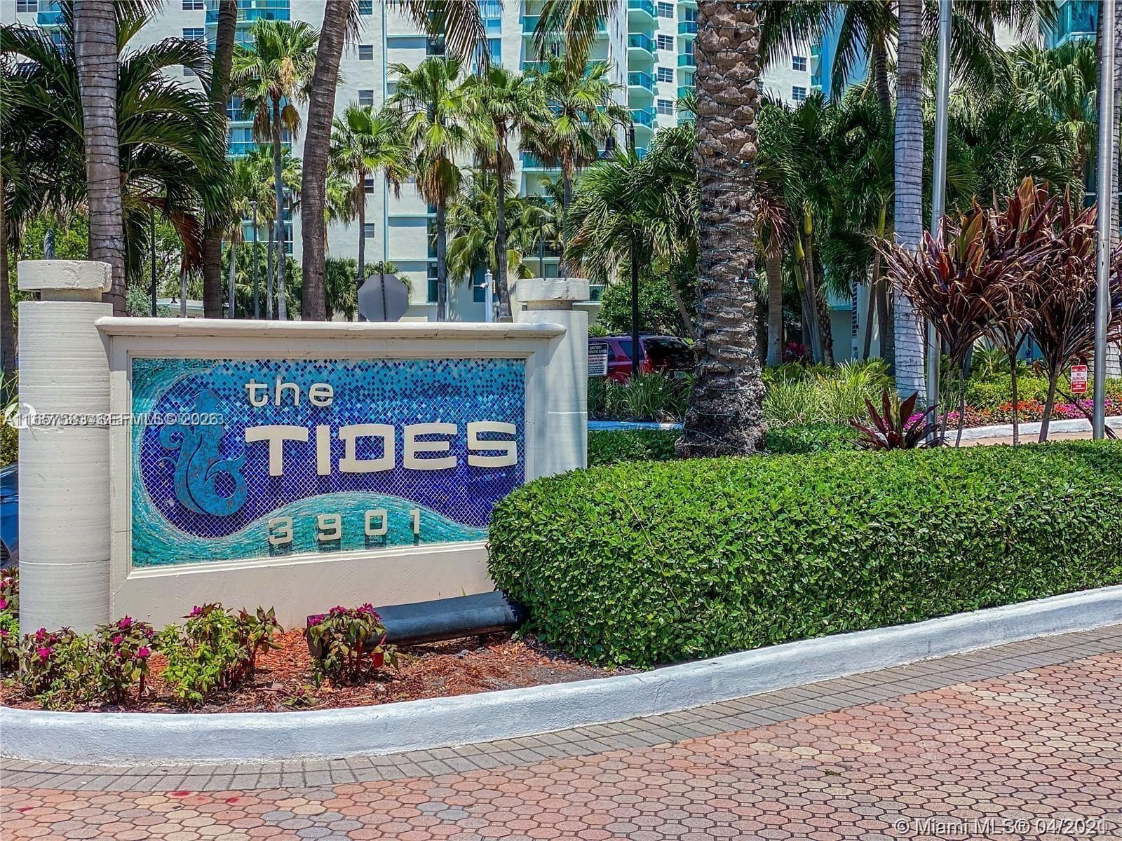 3801 Ocean Dr 4