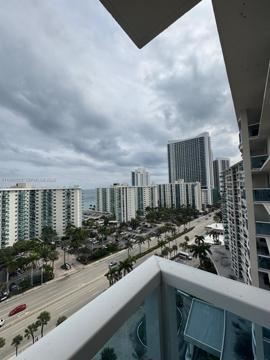 3800 Ocean Dr 1620 photo 7