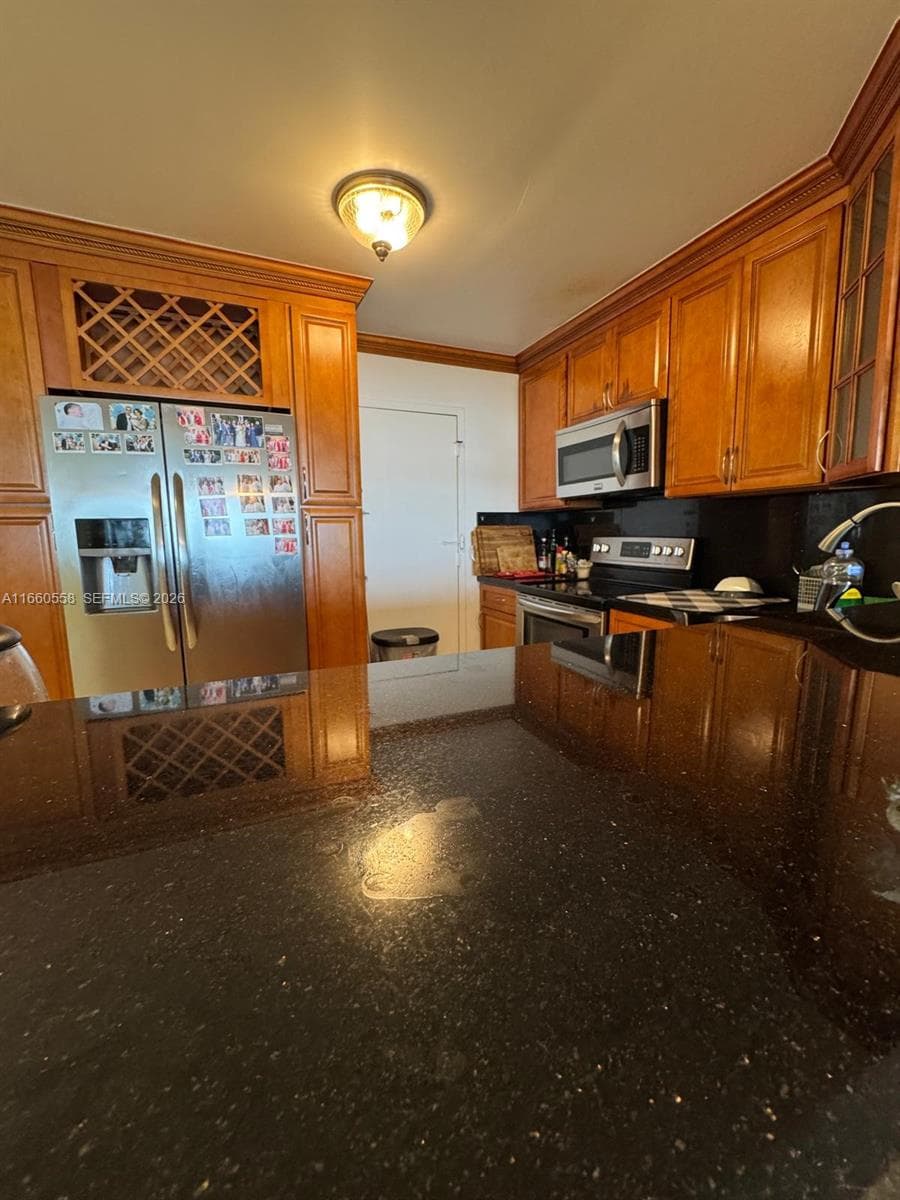 3800 Ocean Dr 3