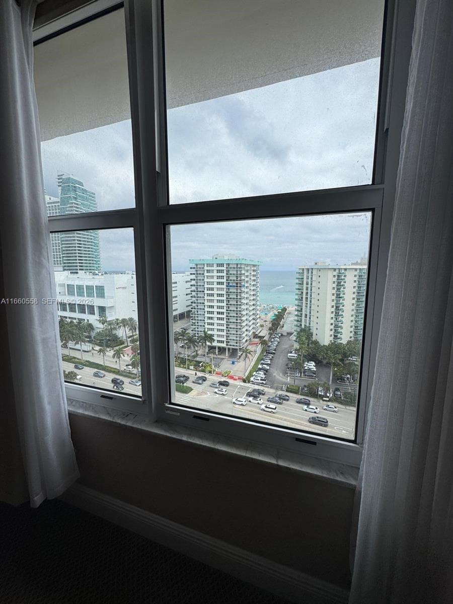 3800 Ocean Dr 1620 photo 14