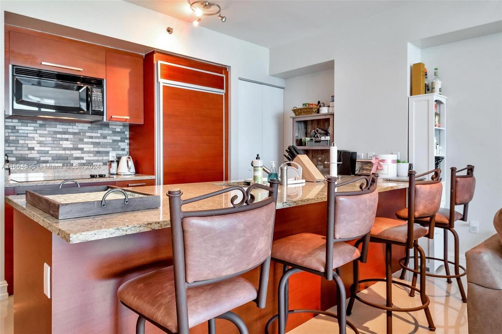 1830 Ocean Dr 4709 photo 24