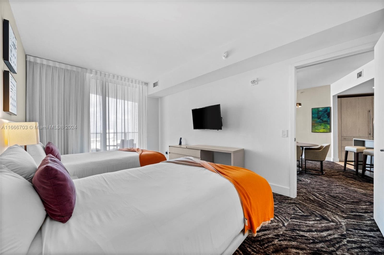 4111 Ocean Dr 2