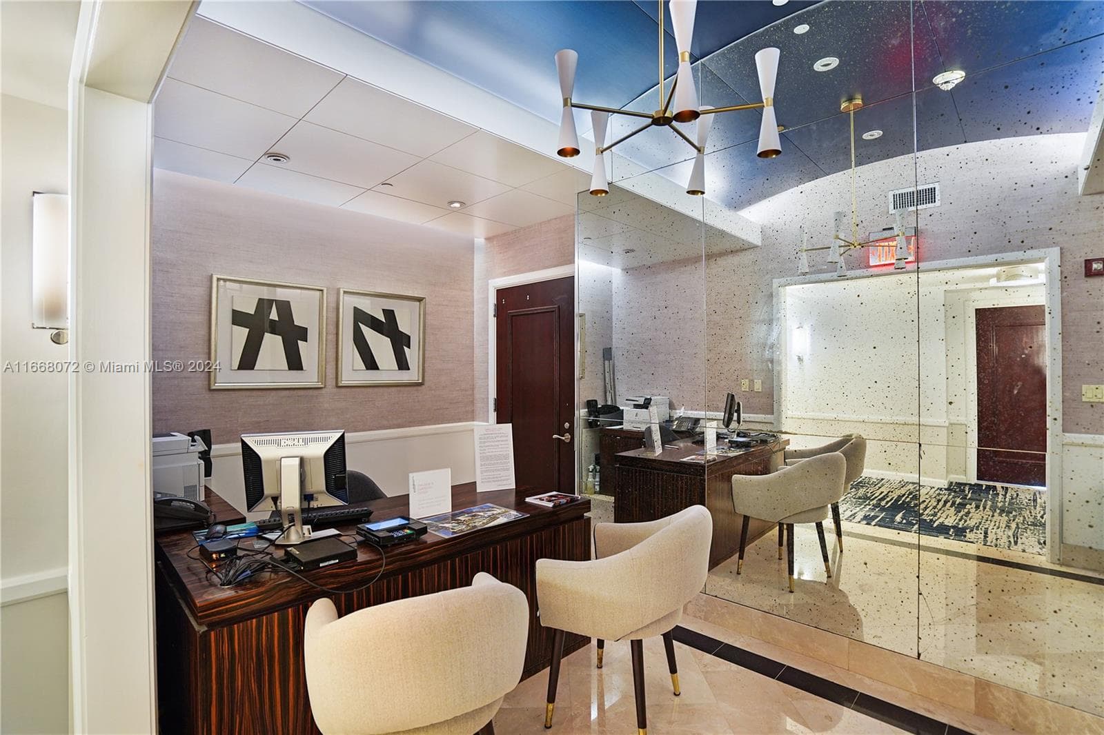 4391 Collins Ave 1501 photo 9