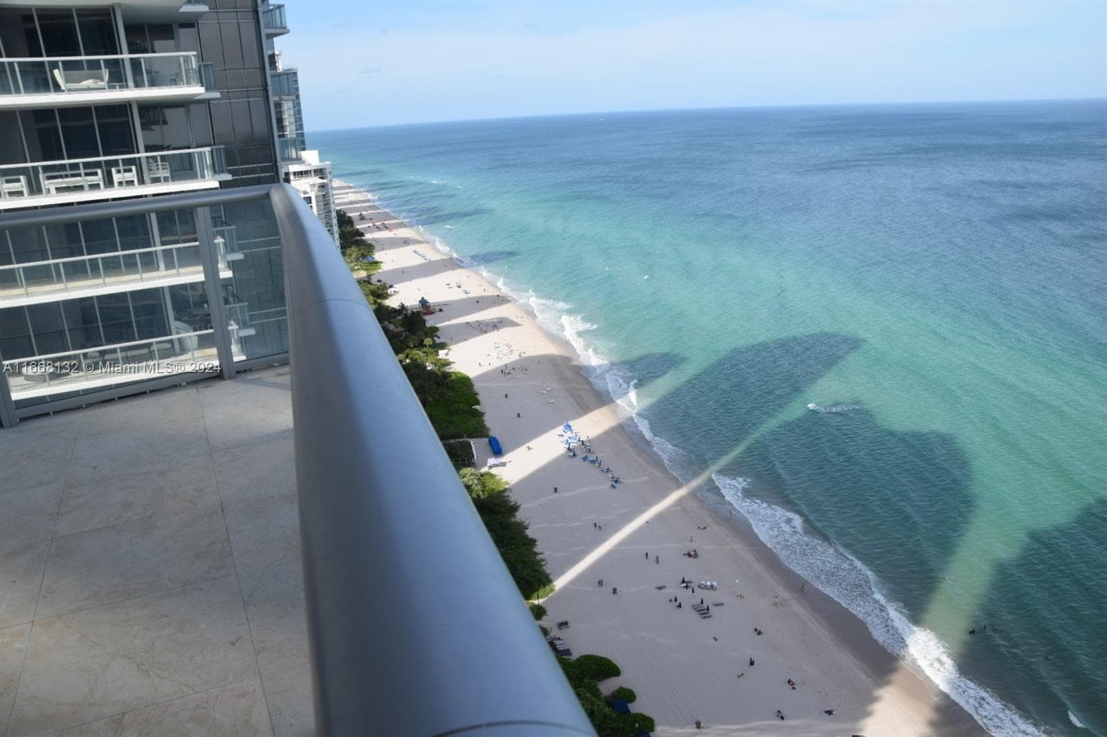 17001 Collins Ave 1