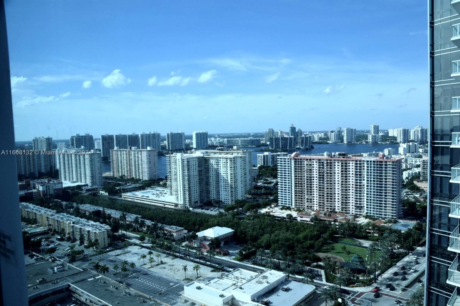 17001 Collins Ave 3208 photo 11