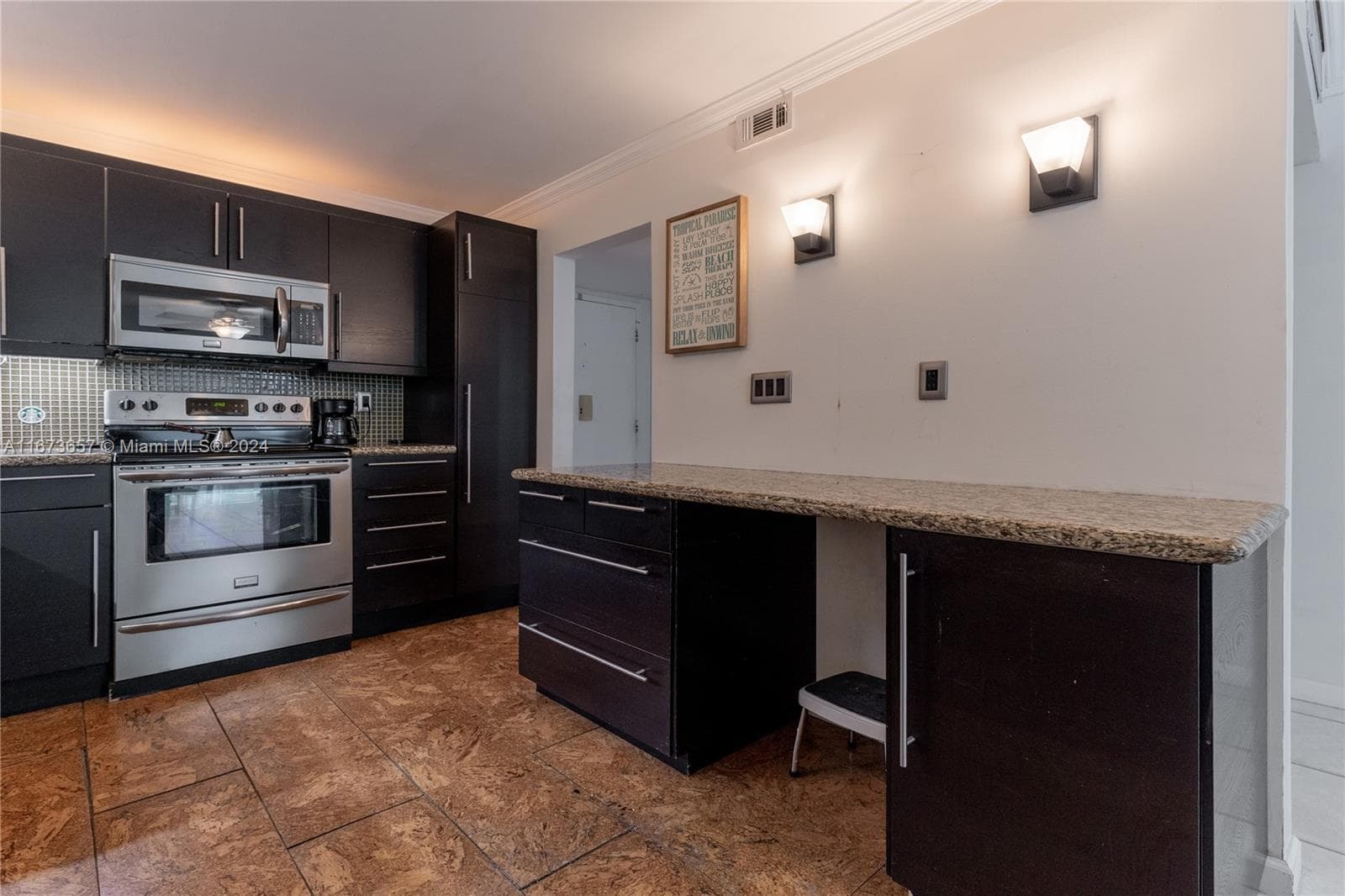 18071 Biscayne Blvd 303 photo 10