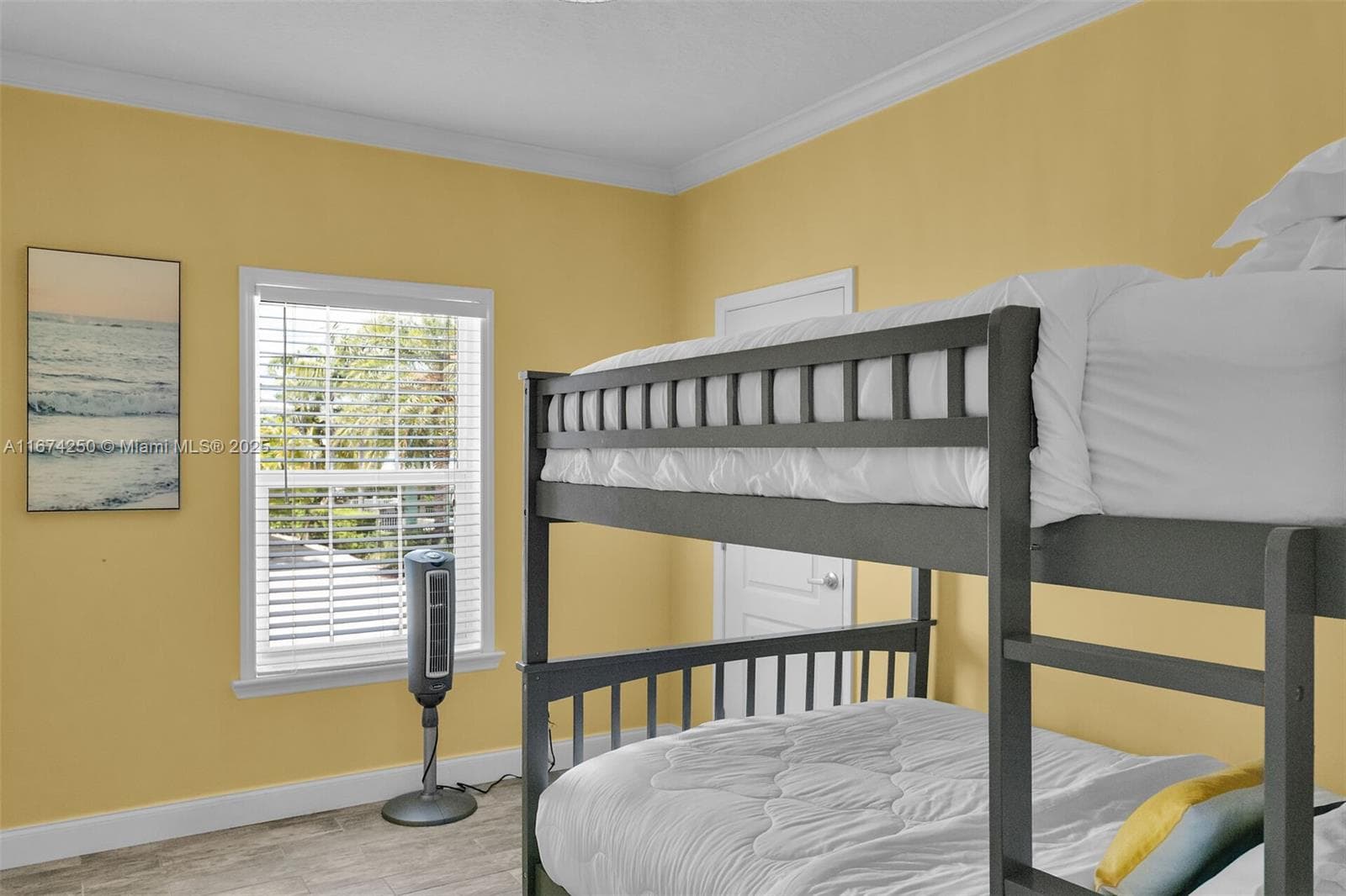 121 Venetian Dr photo 9
