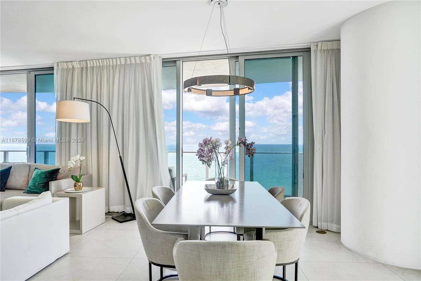 4111 Ocean Dr 3