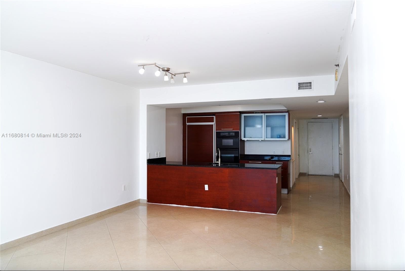 1830 Ocean Dr 2