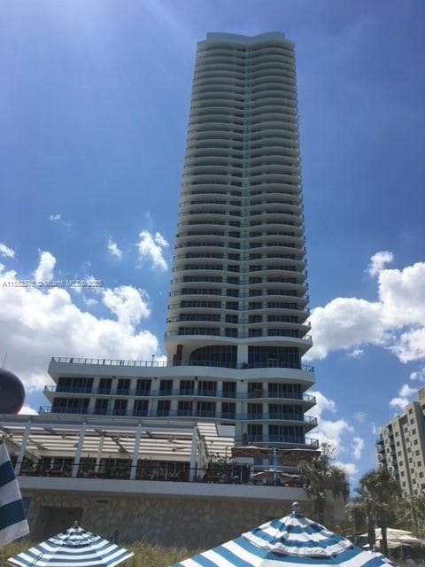4111 Ocean Dr 1512 photo 10