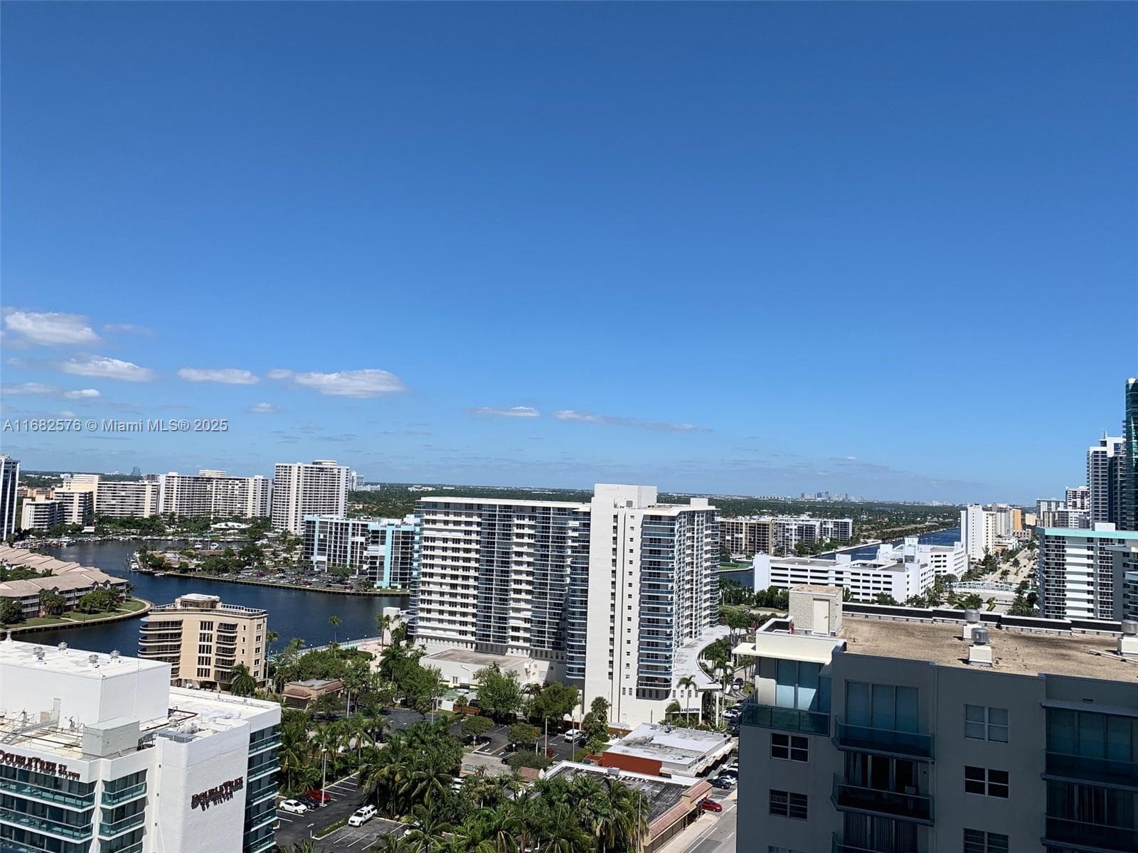4111 Ocean Dr 4