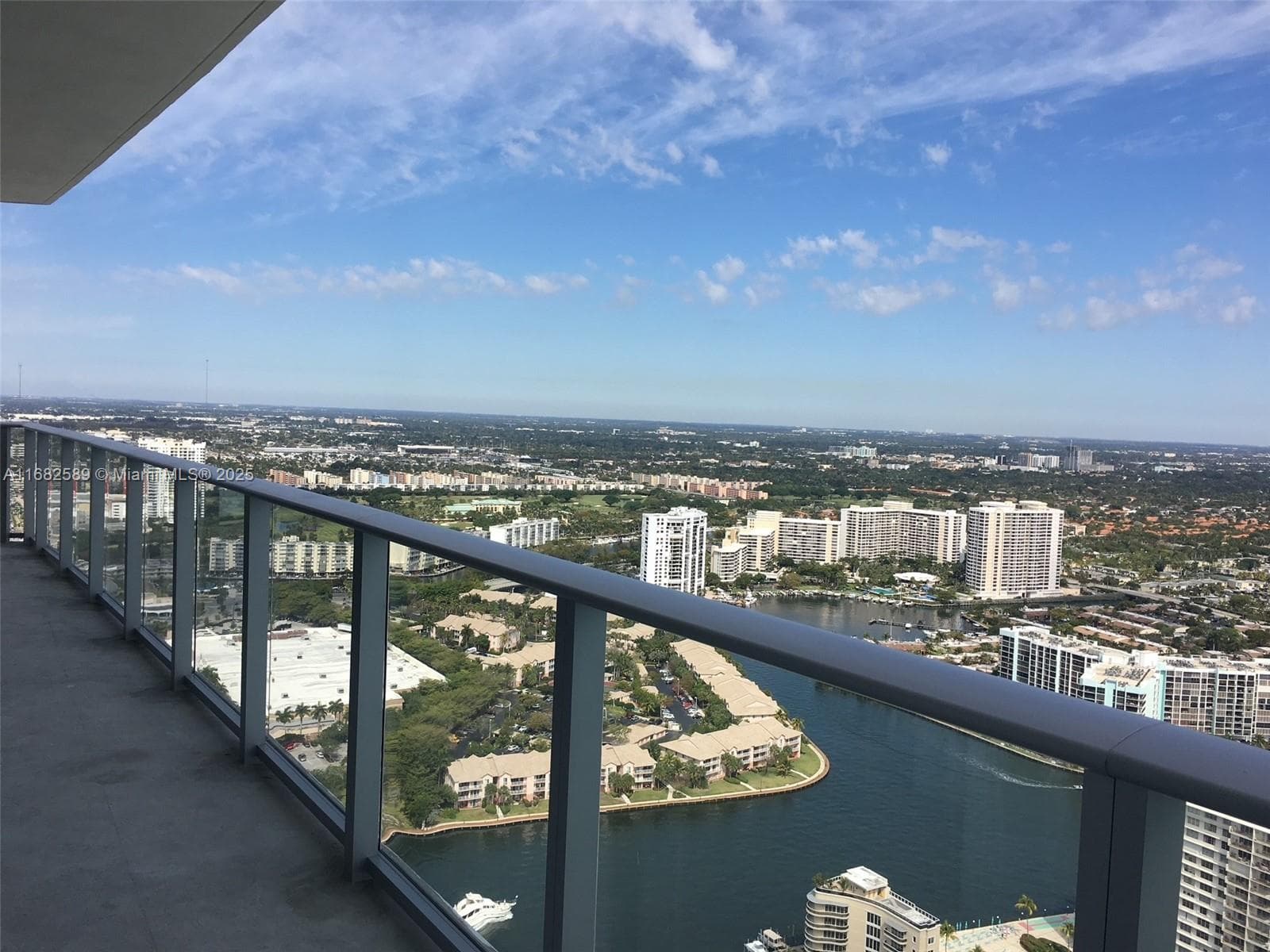 4111 Ocean Dr 3