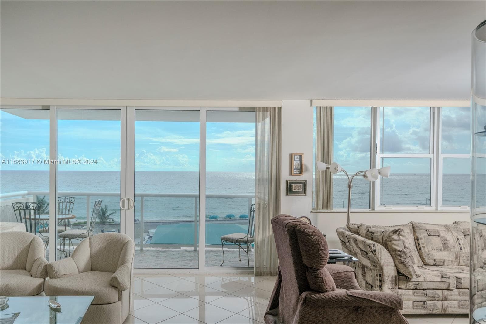 3140 Ocean Dr 1