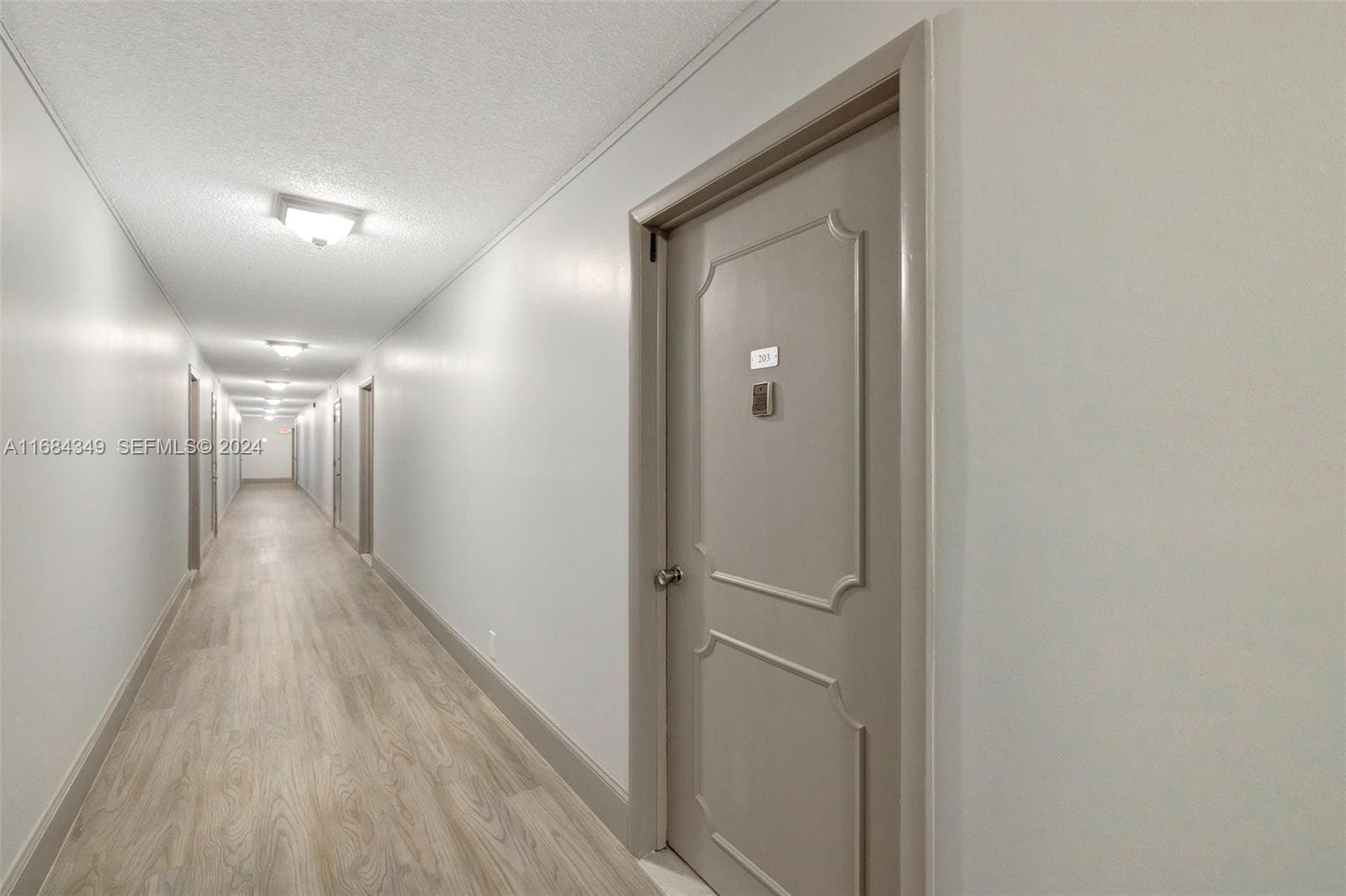3161 S Ocean Dr 203 photo 11