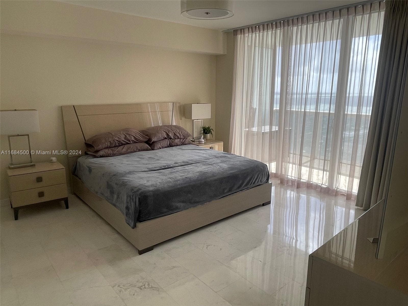 1830 S Ocean Dr 2604 photo 9