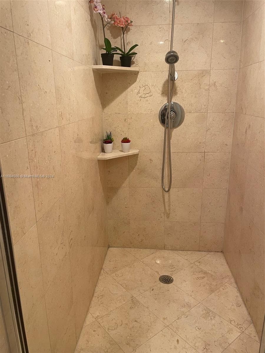 1830 S Ocean Dr 2604 photo 19