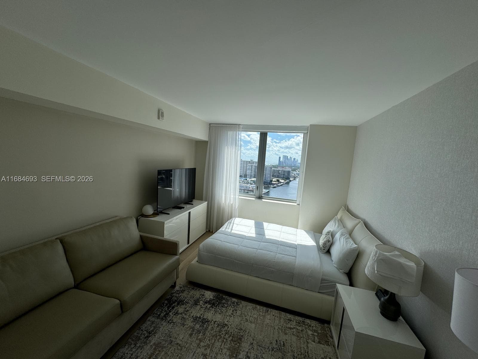 2600 Hallandale Beach blvd T2701 photo 11