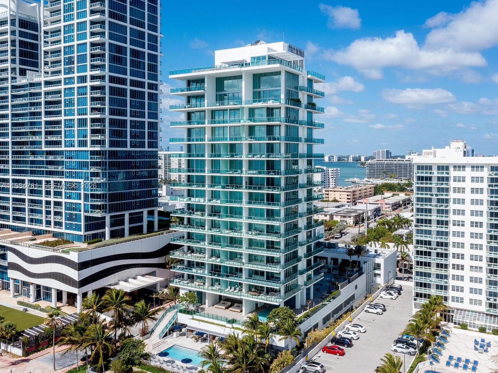 6901 Collins Ave 5