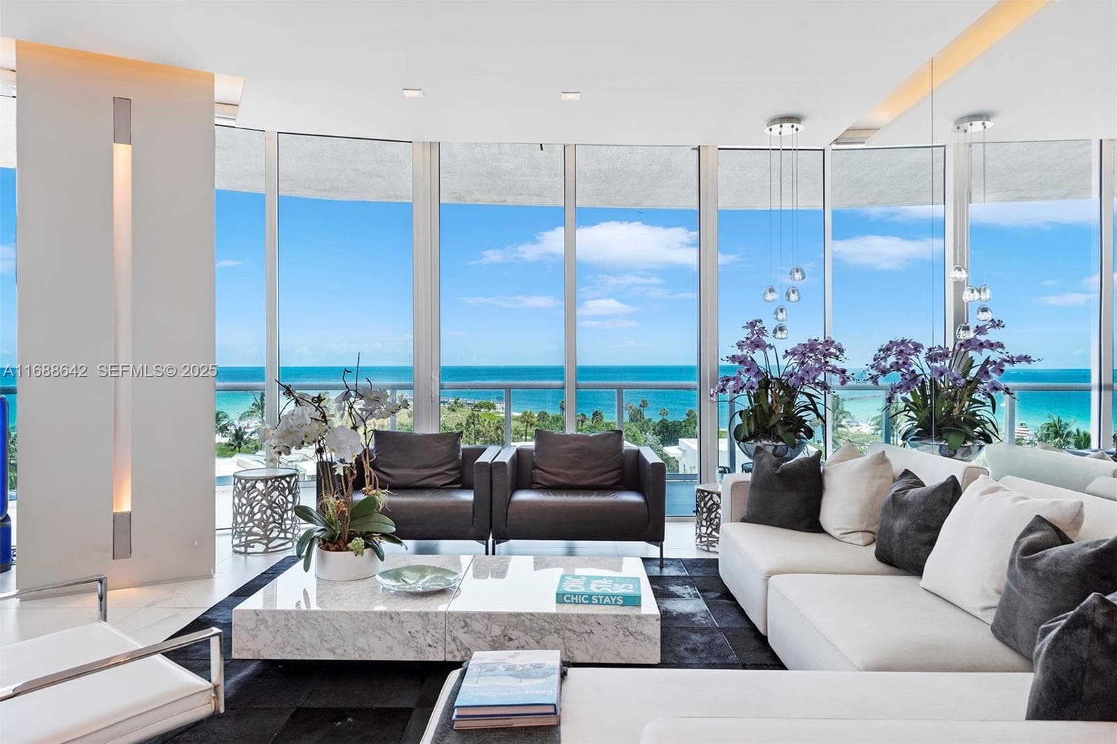 100 Pointe Dr 2