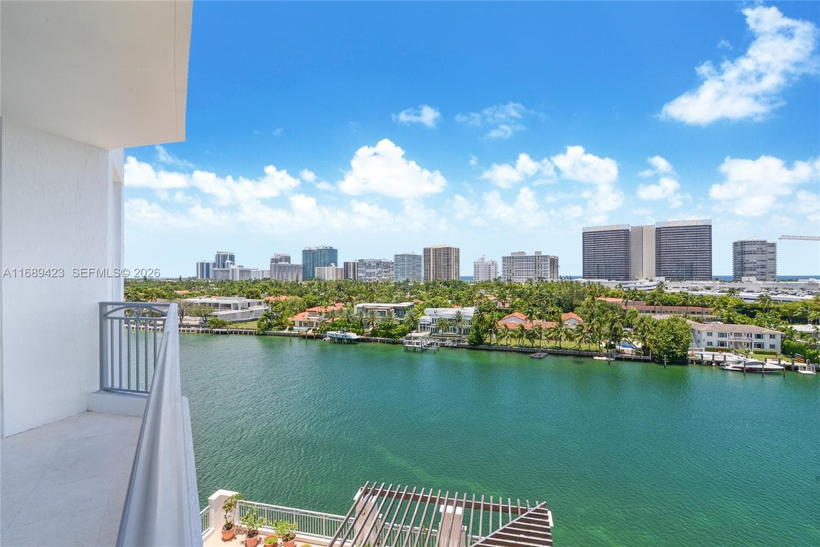 9751 E Bay Harbor Dr 8D photo 16