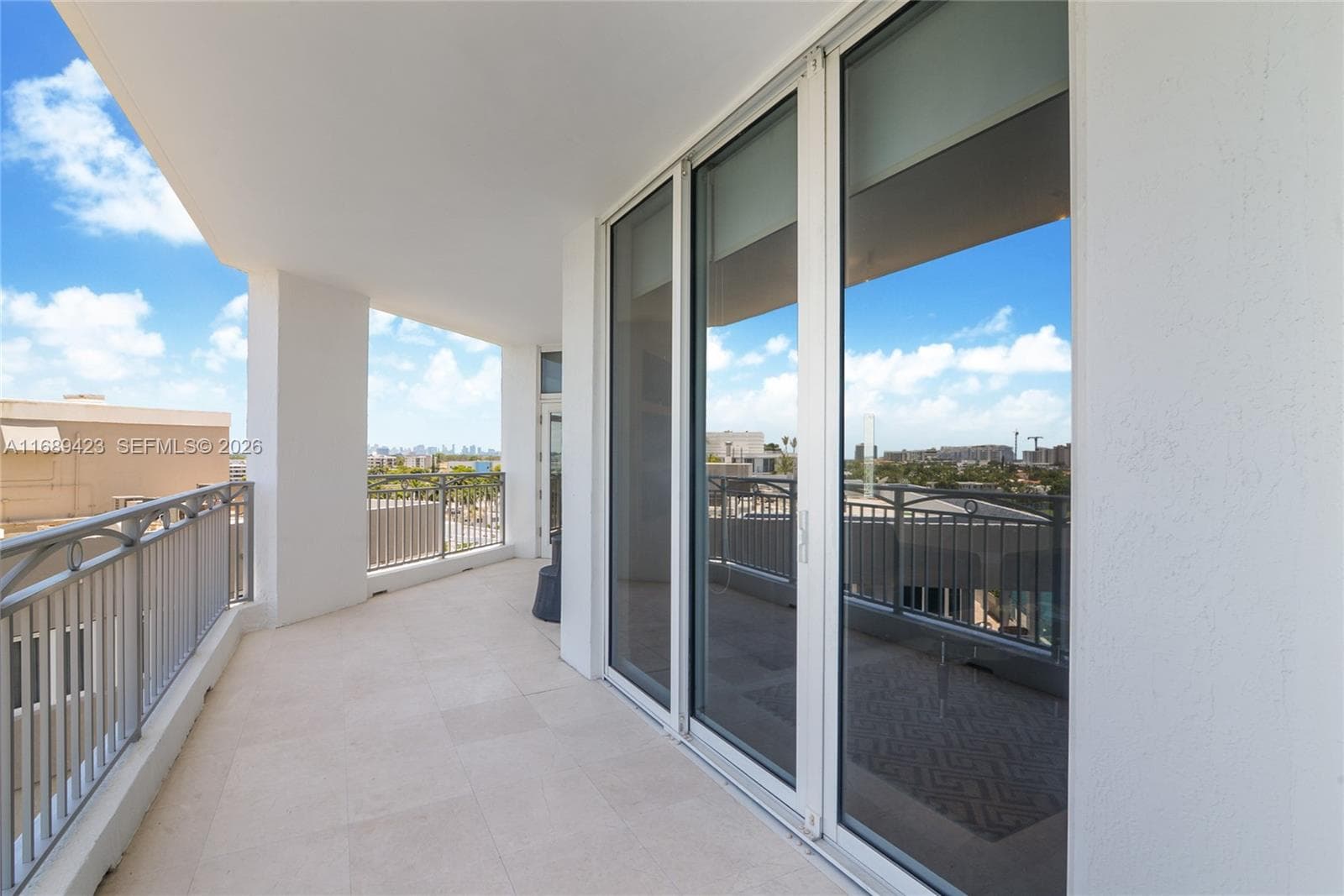 9751 E Bay Harbor Dr 8D photo 18