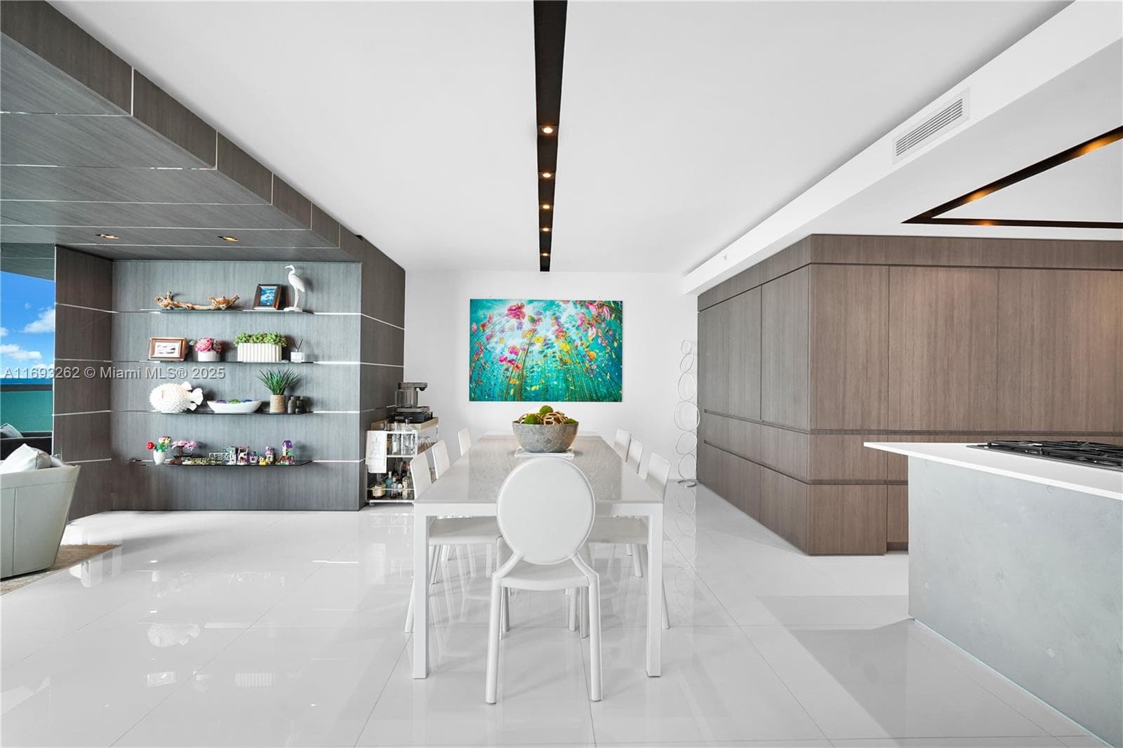 3535 Ocean Drive 2104 photo 6