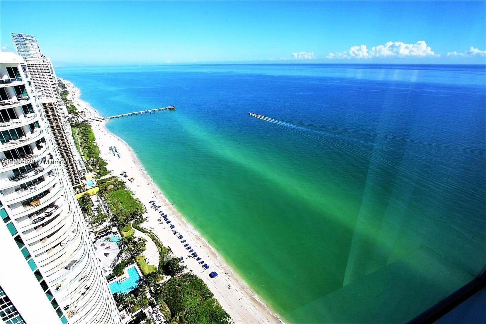 16001 Collins Ave 4