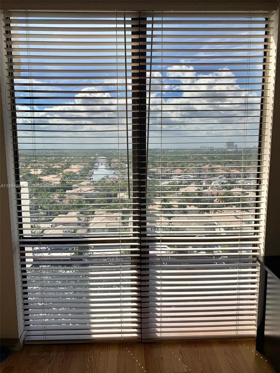 1500 S Ocean Dr 17E photo 24