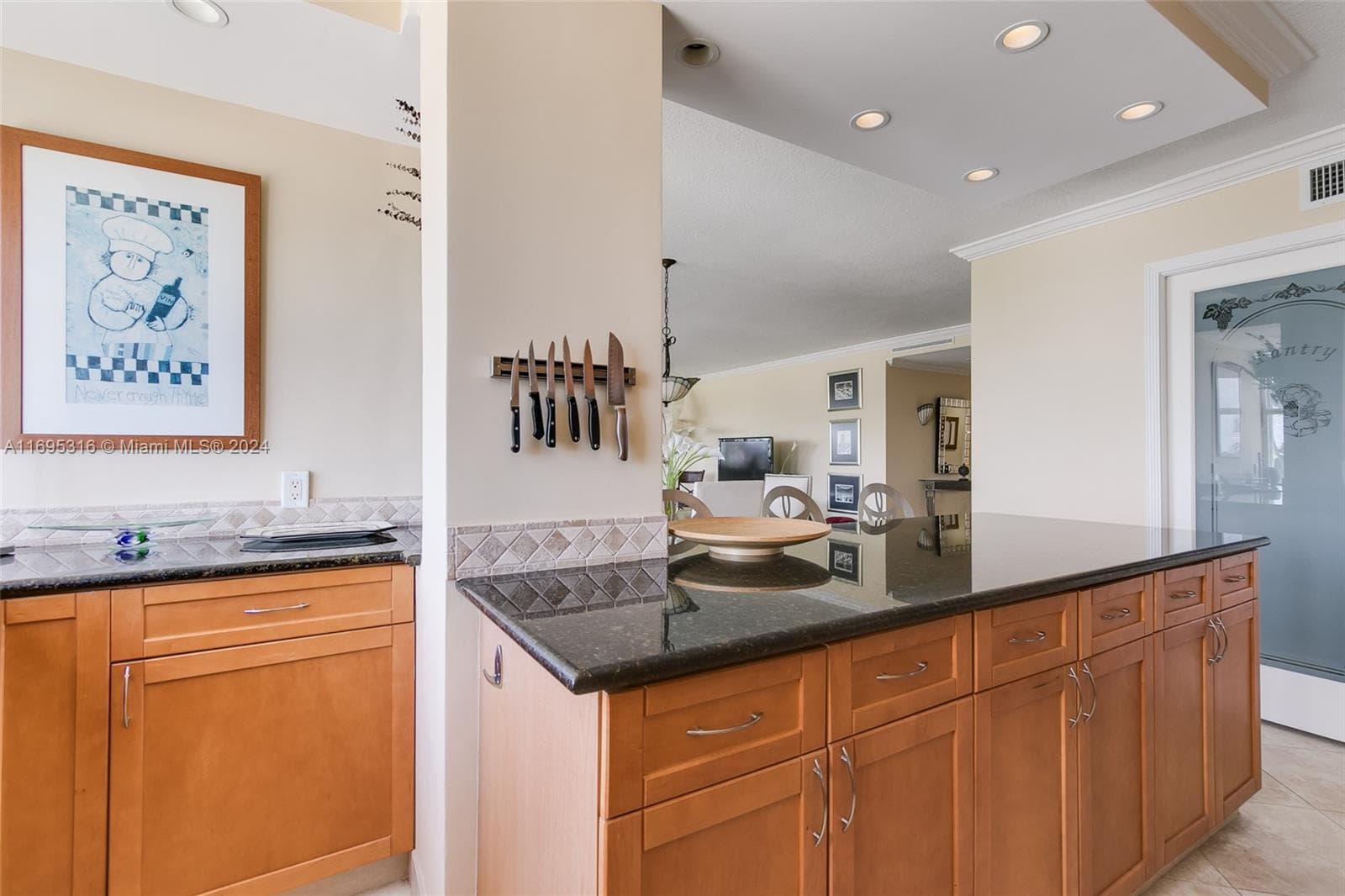 1200 Ocean Blvd 4D photo 7