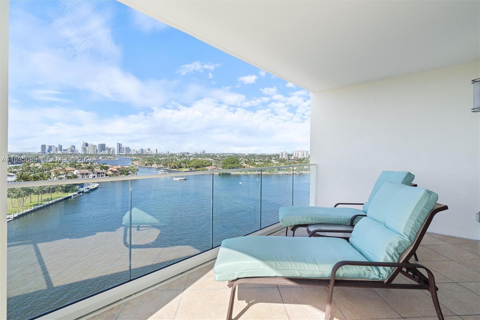 3055 Harbor Dr 1202 photo 20