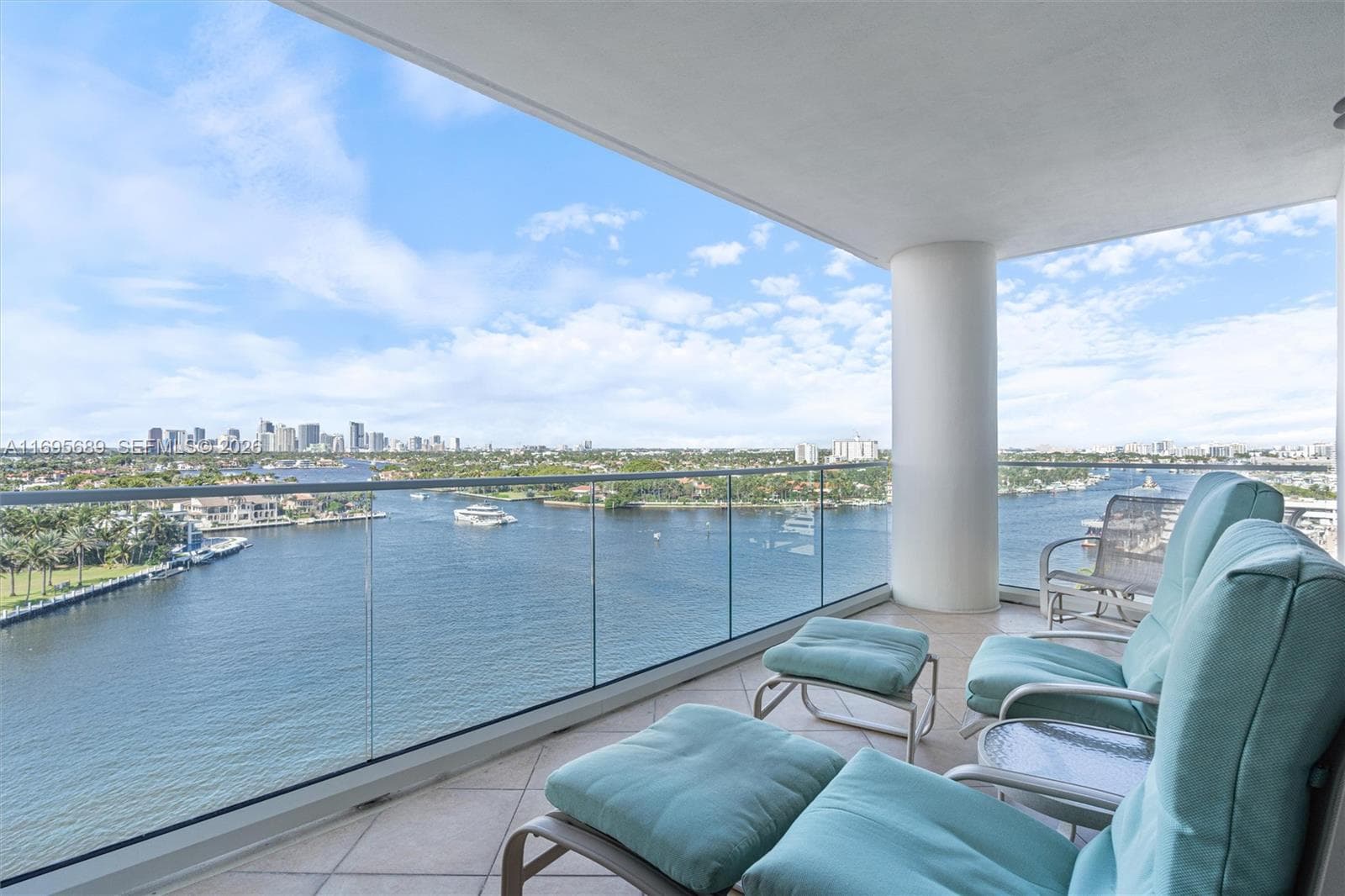 3055 Harbor Dr 1202 photo 19