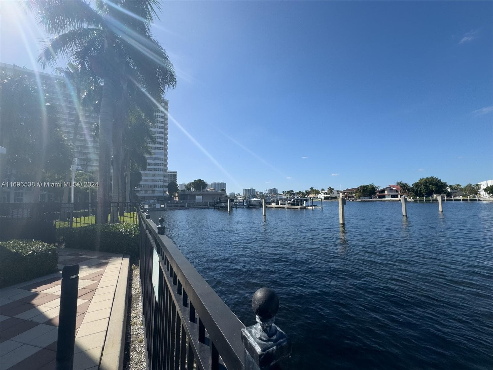 1945 Ocean Dr 1