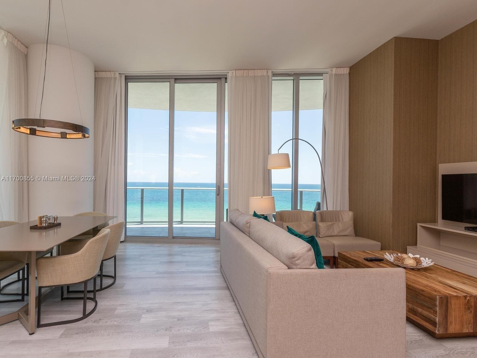 4111 Ocean Dr 3