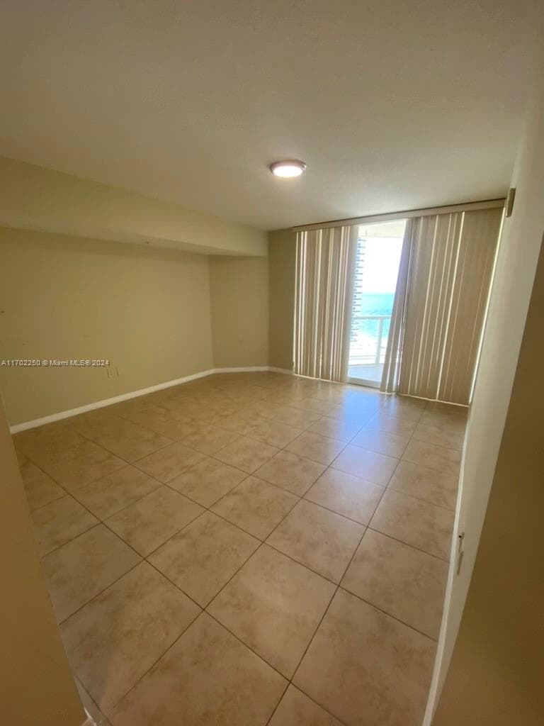 16699 Collins Ave 1706 photo 15