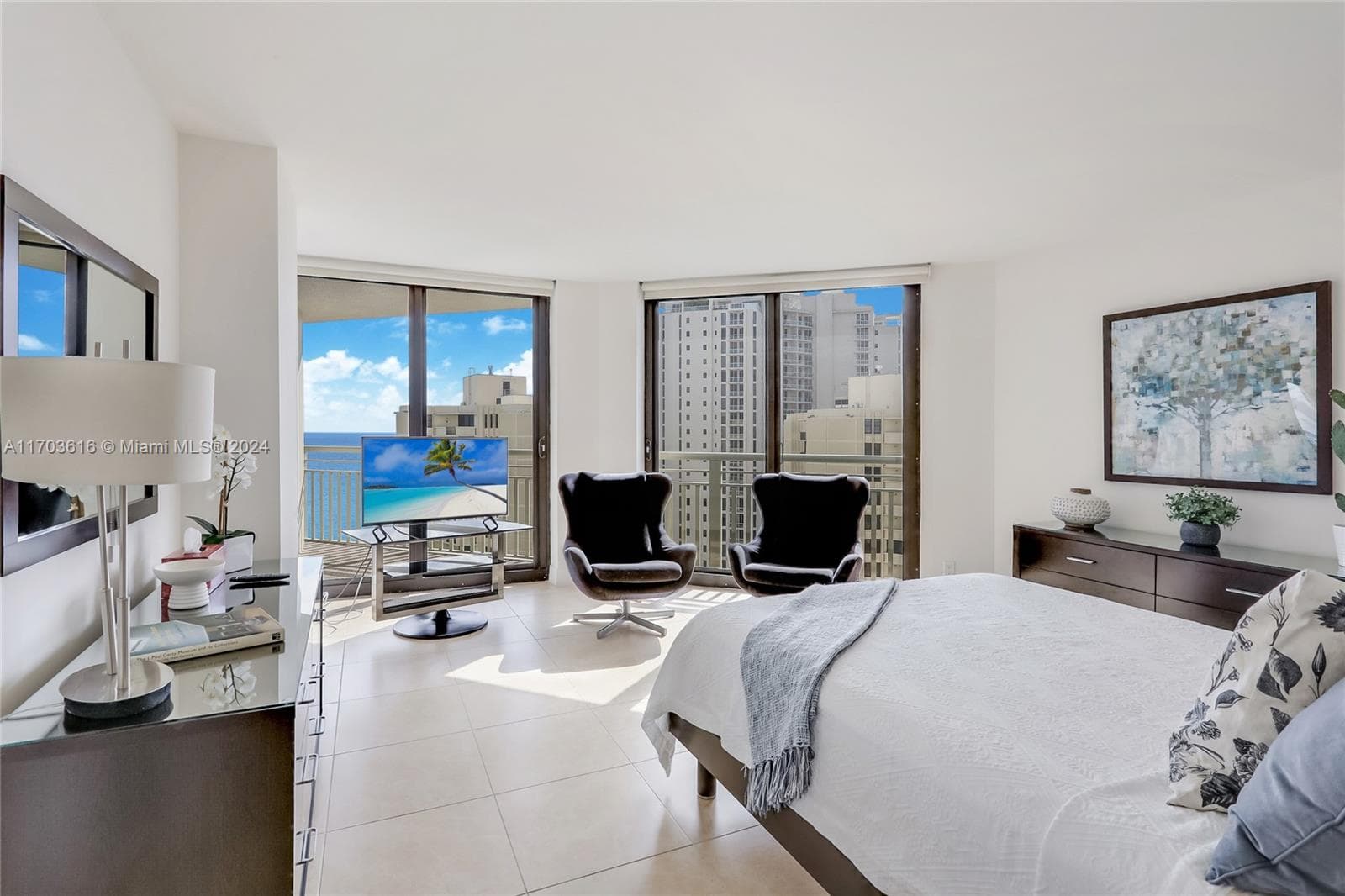 3000 Ocean Dr 24H photo 15