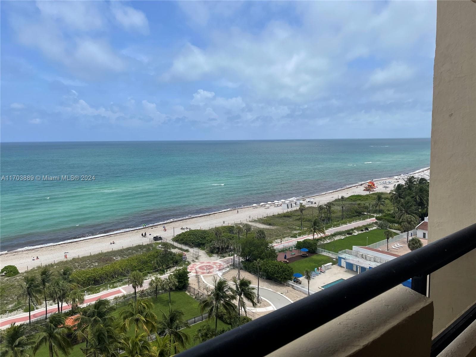 2555 Collins Ave 1409 photo 14